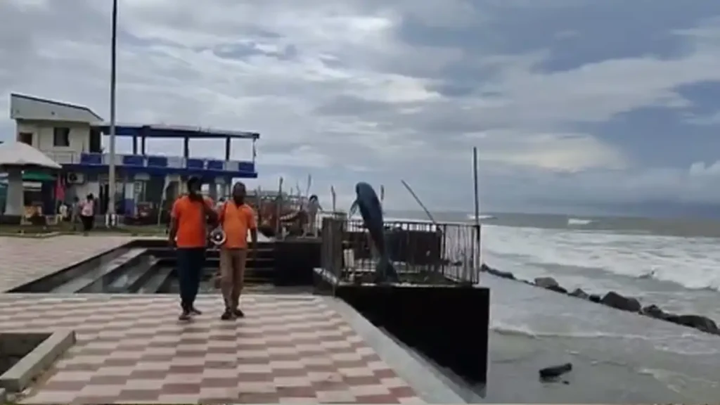 দীঘা-মান্দারমনি, তাজপুর সহ দক্ষিণবঙ্গের বিস্তীর্ণ এলাকায় আজ থেকে প্রবল দুর্যোগের আশঙ্কা।